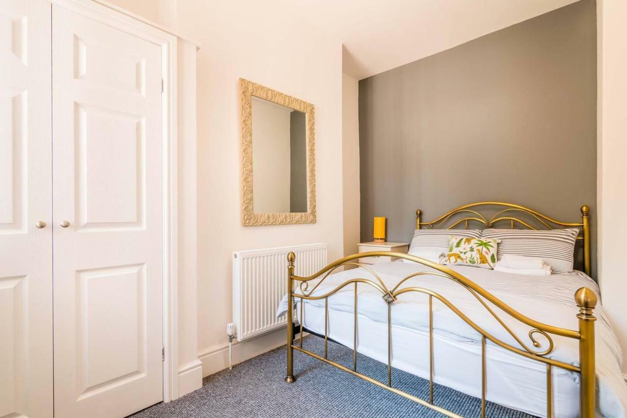 Platform Port Area Apartment 1 With Free Street Parking Kingston upon Hull Esterno foto